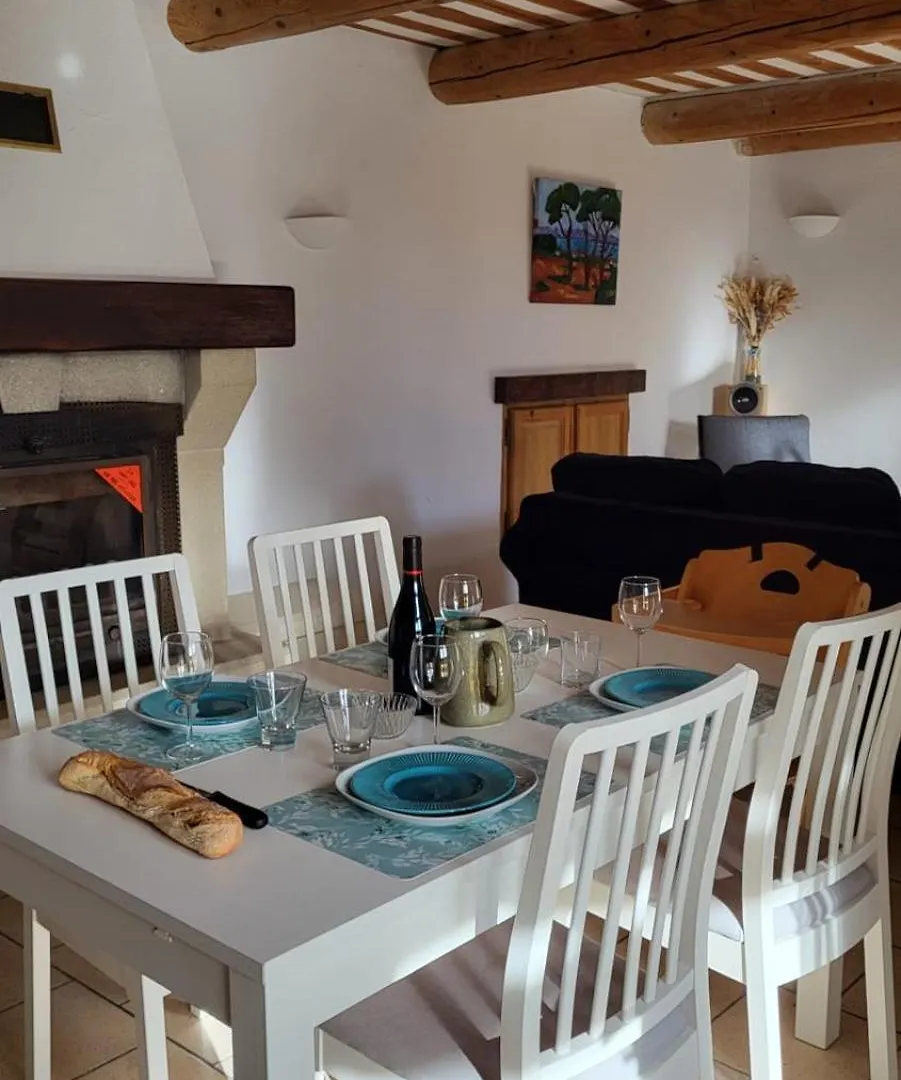 L'Isle En Coeur Air-Conditioned House With Garden And Swimming Pool
